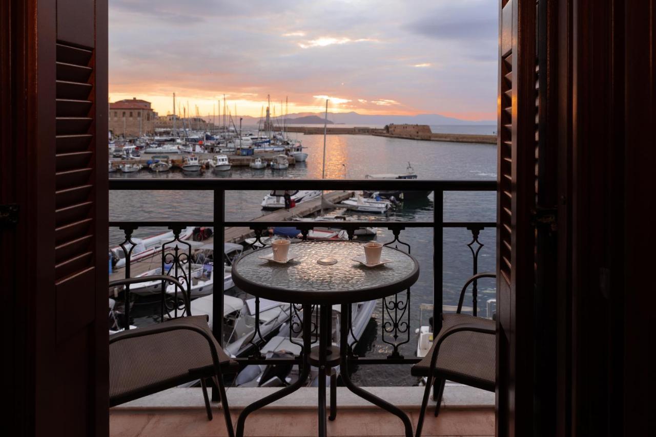 Destino Home Overlooking The Venetian Port Of Chania Chania  Exterior foto