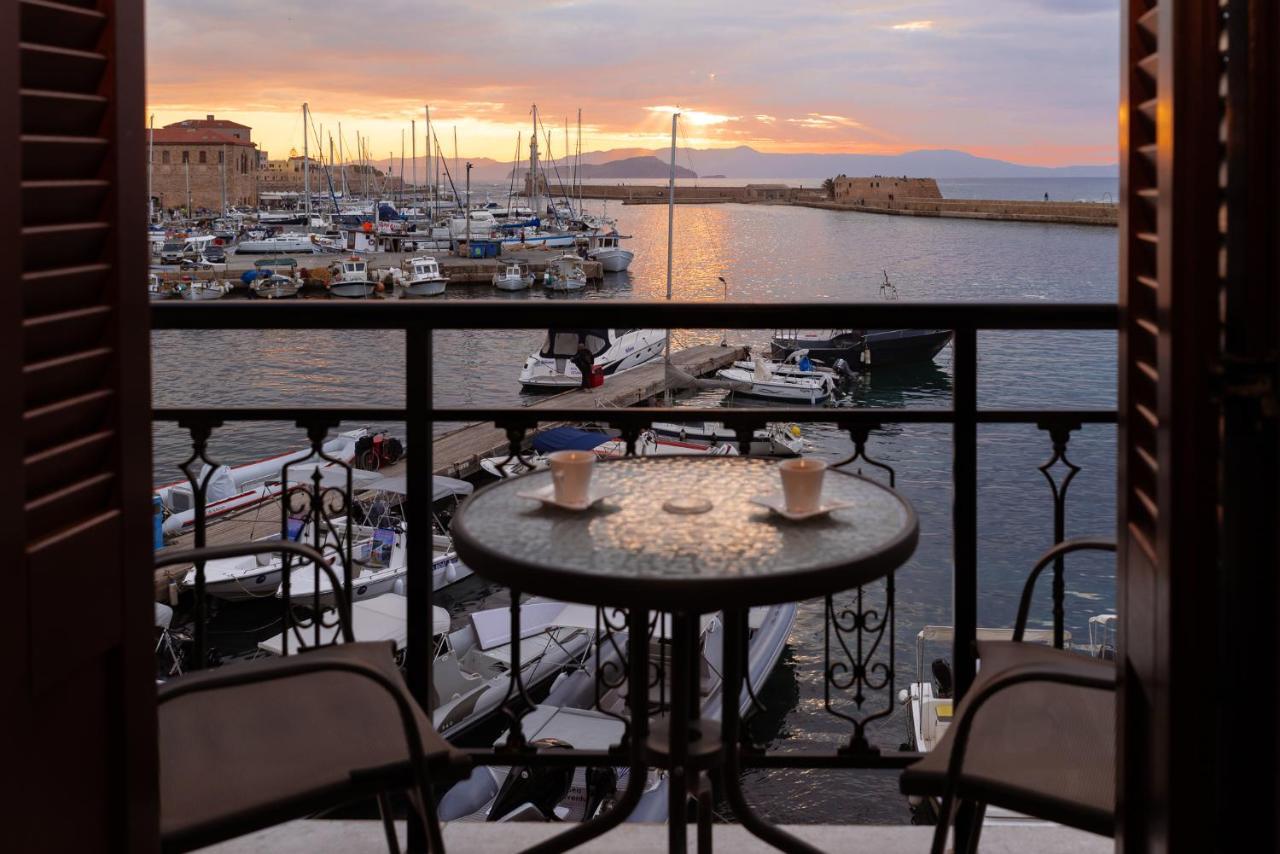 Destino Home Overlooking The Venetian Port Of Chania Chania  Exterior foto